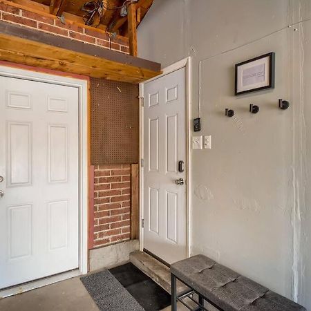 Adorable 2-Bedroom Modern Basement Denveri nemzetközi repülőtér Kültér fotó